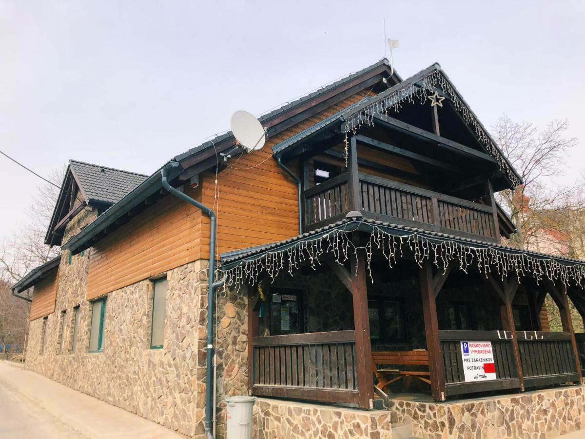Apartman Pod Orechom Felsősom Kültér fotó